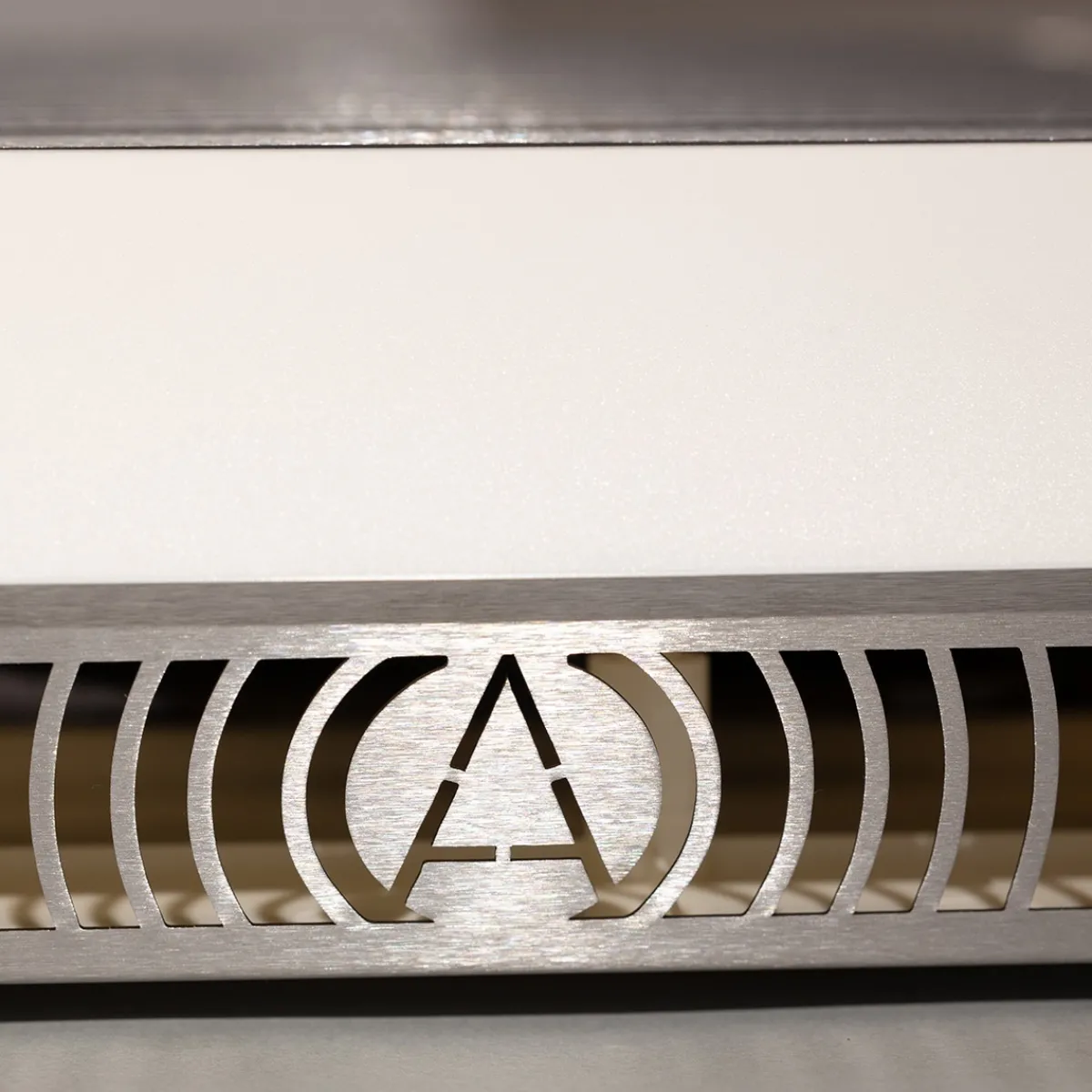 NEW ! Aspirateur de table Style X-PRO sans sac avec filtre - Blanc | Shemax Clearance