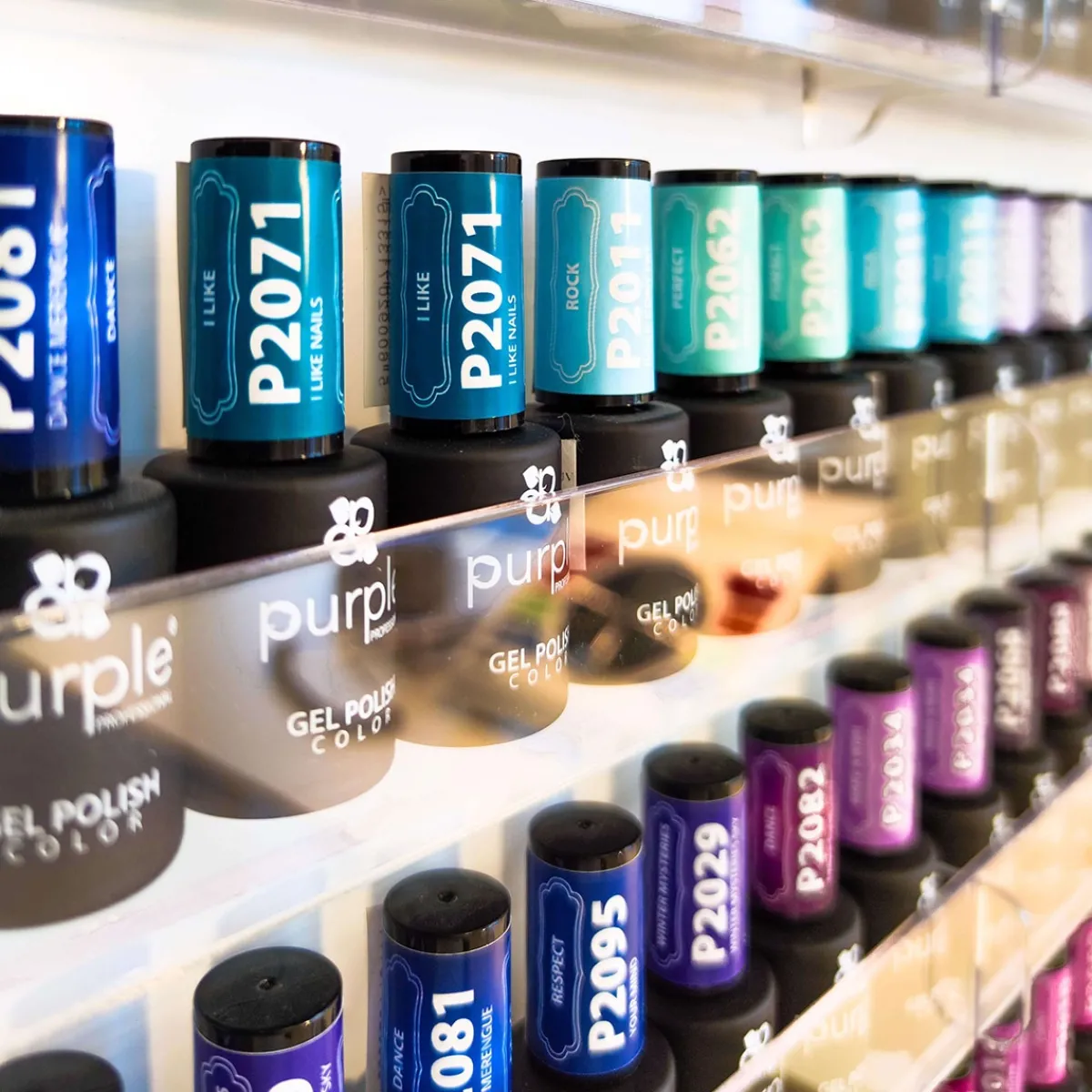 Présentoir mural pour vernis à ongles - Blanc | Emil Clearance